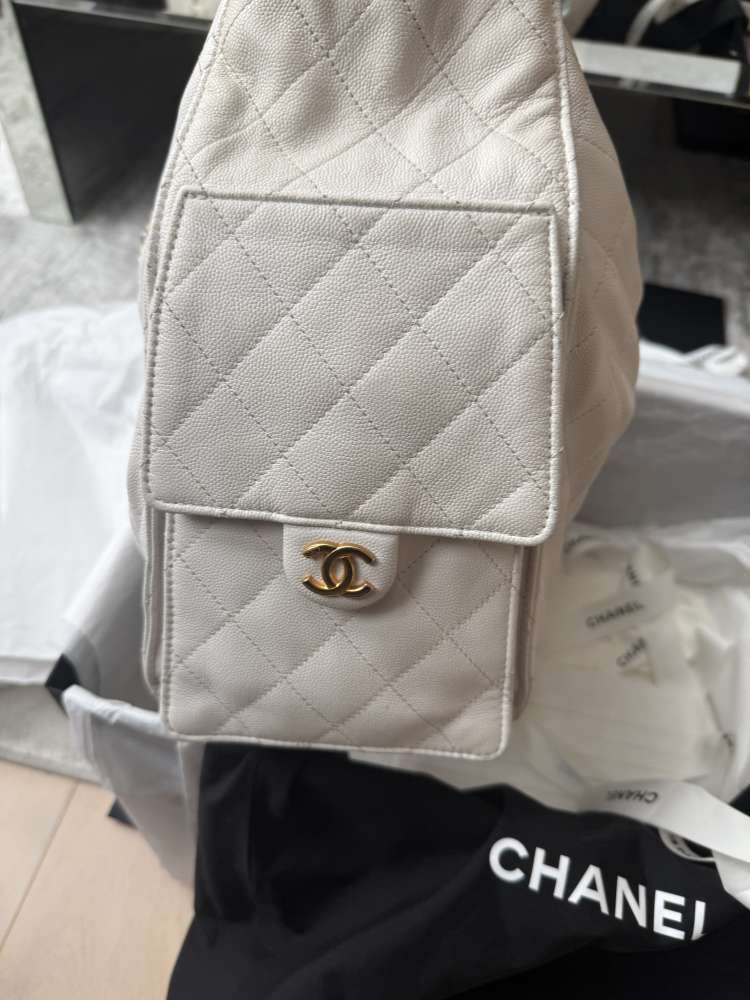 Chanel 25 medium