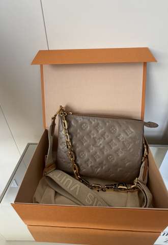 https://vipluxury.sk/Louis Vuitton kabelka
