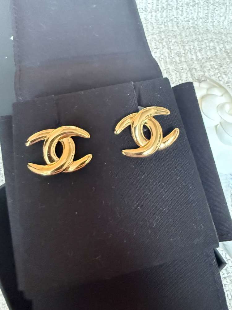Chanel náušnice