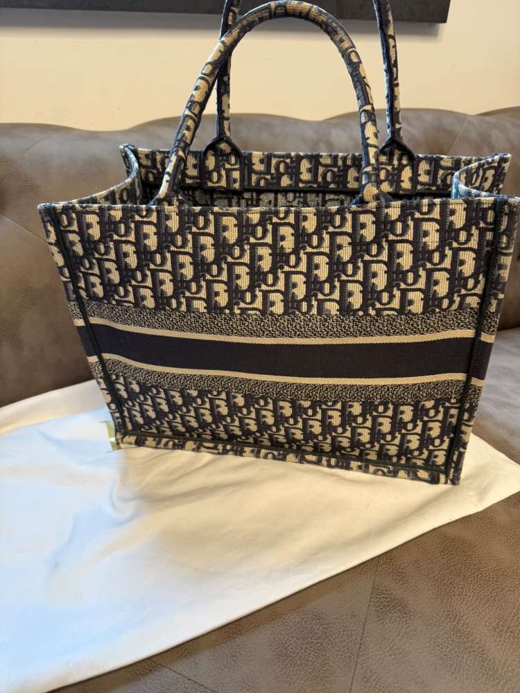 Dior tote bag