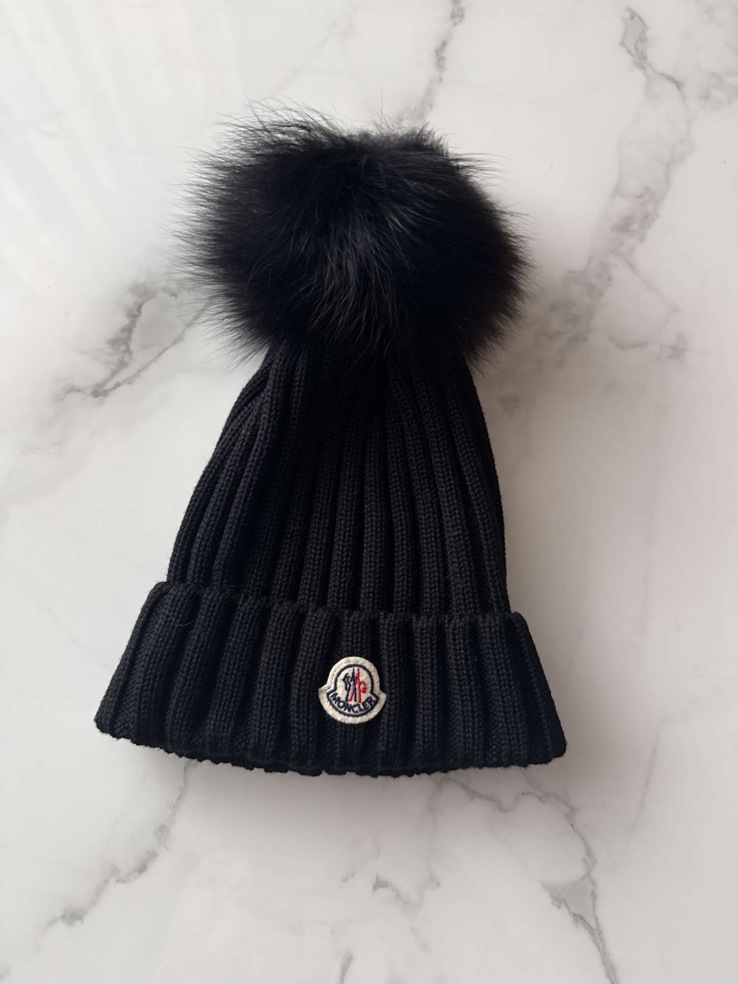 Moncler čiapka