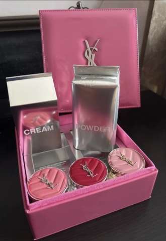 https://vipluxury.sk/YSL Box s prudktami