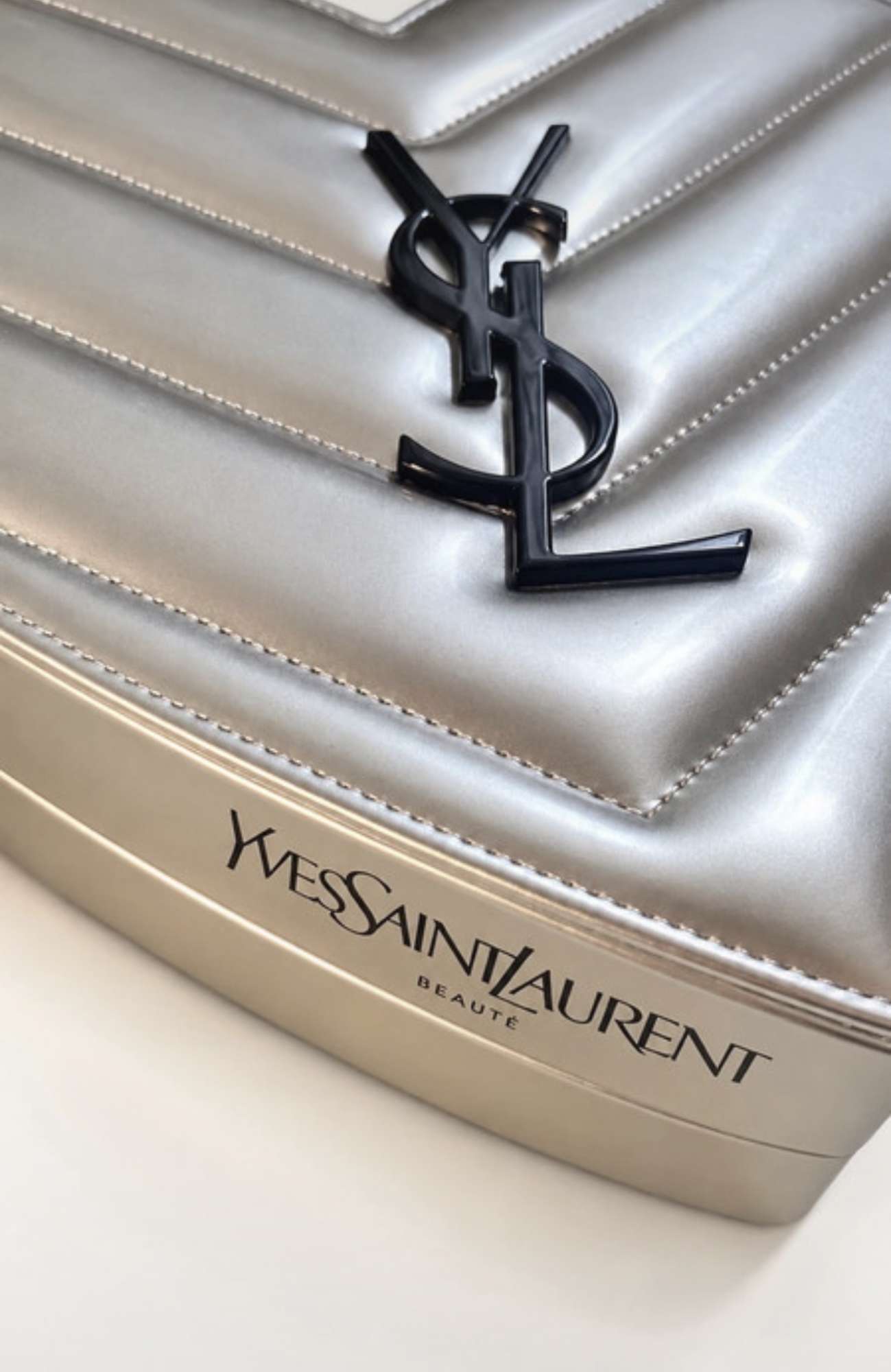 YSL srdiečko s leskami