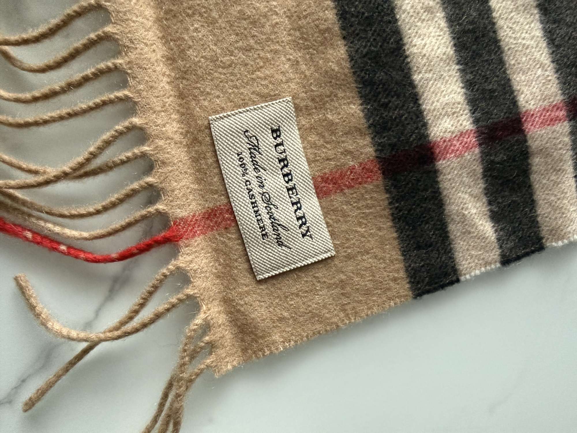 Burberry šál