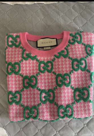 https://vipluxury.sk/Gucci svetrik