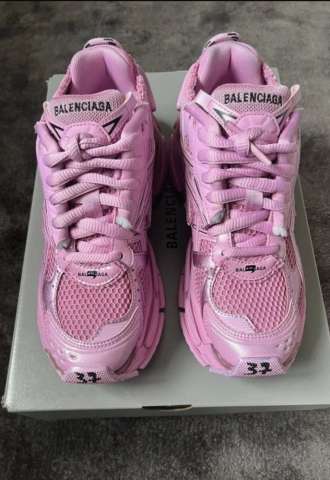 https://vipluxury.sk/Balenciaga tenisky