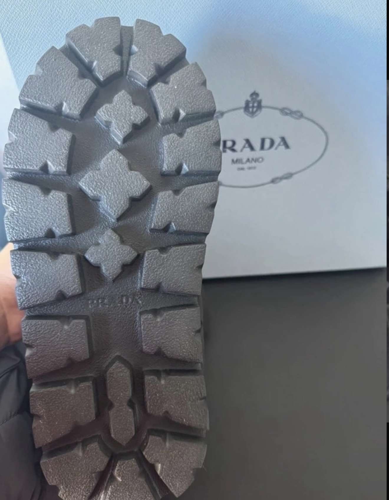 Prada snehule