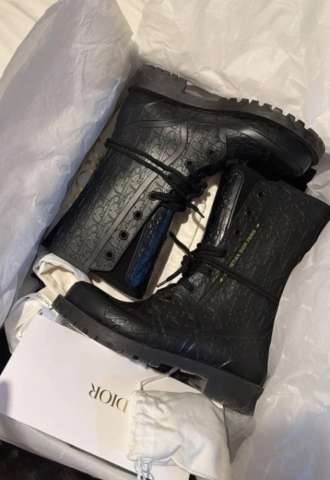 https://vipluxury.sk/Dior Boots
