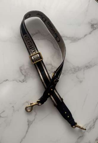https://vipluxury.sk/Dior strap