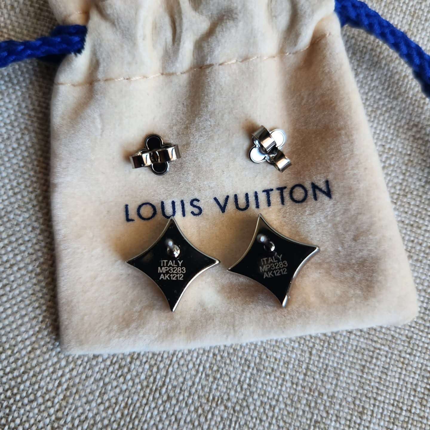 Louis Vuitton Nausnice