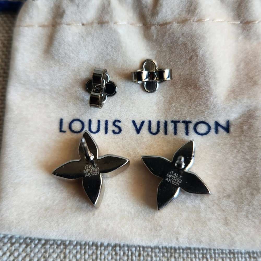 Louis Vuitton Nausnice