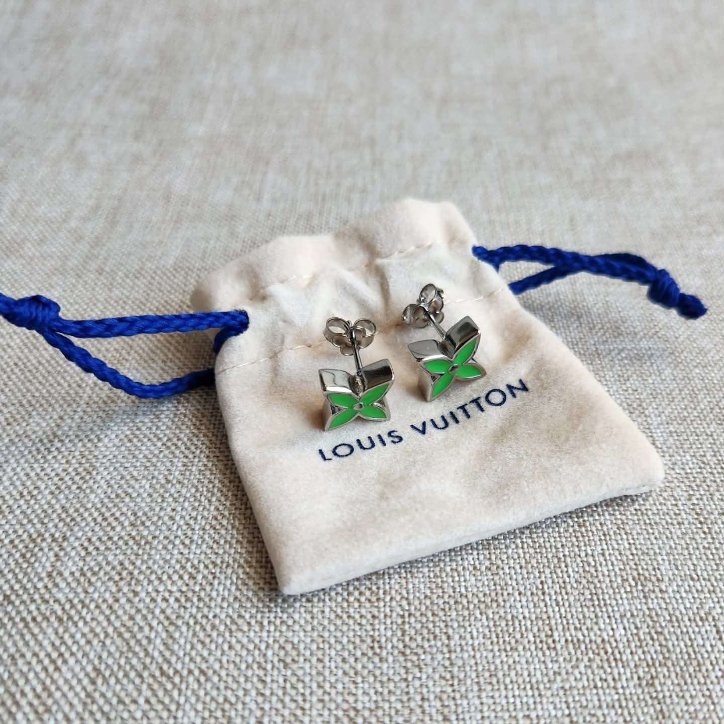 Louis Vuitton Nausnice