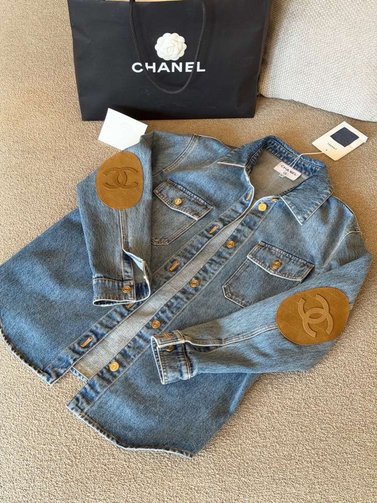 Chanel bunda