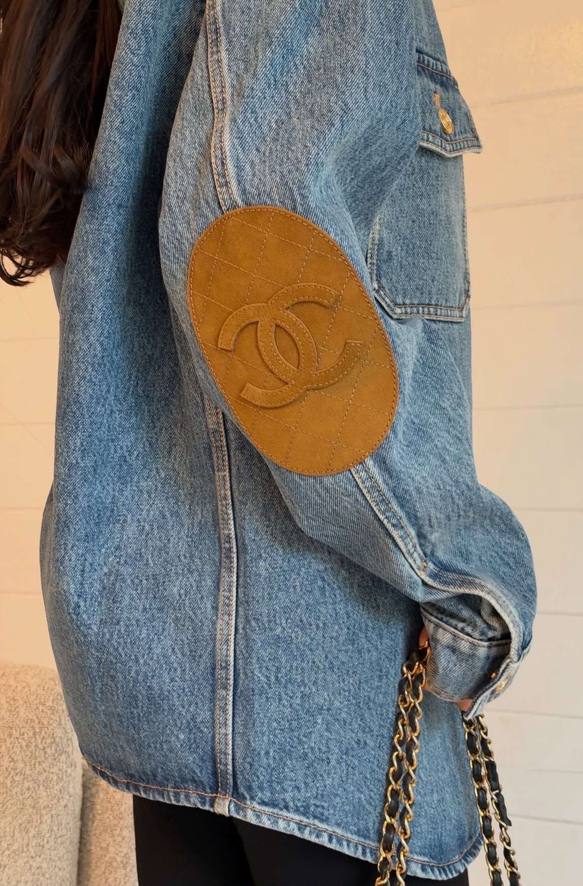 Chanel bunda