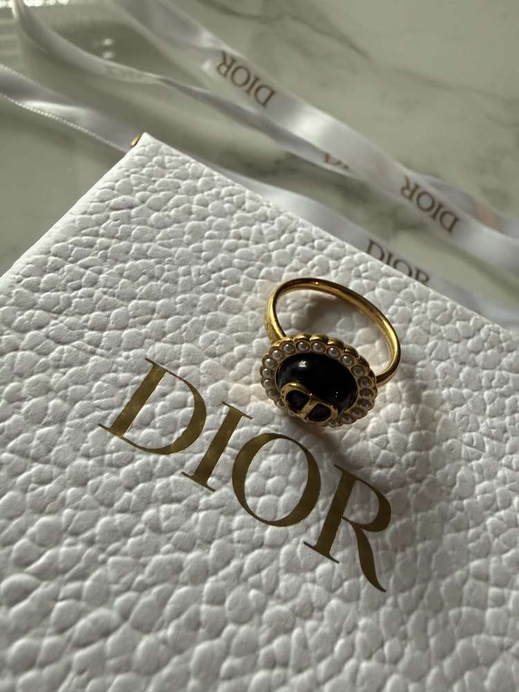Dior prsteň