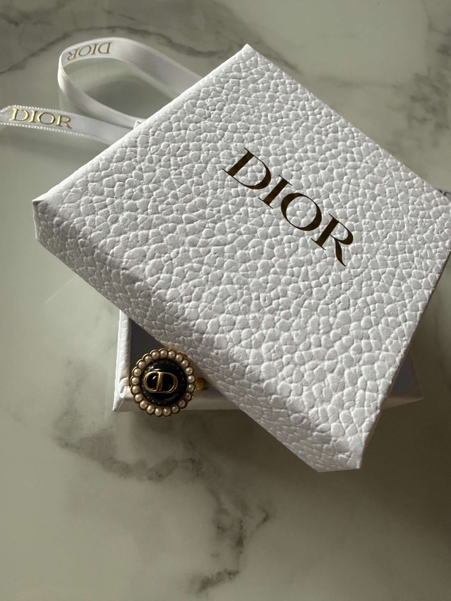 Dior prsteň