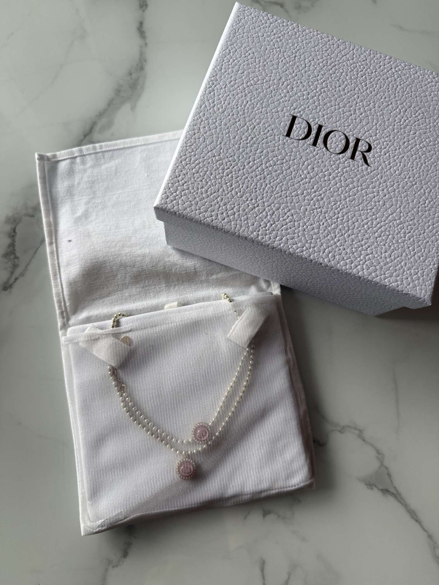 Dior set nahrdelnik a náramok