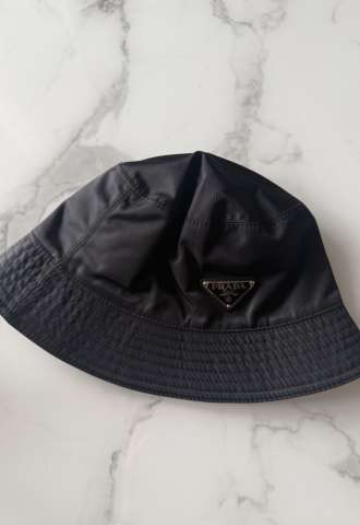 https://vipluxury.sk/Prada klobuk
