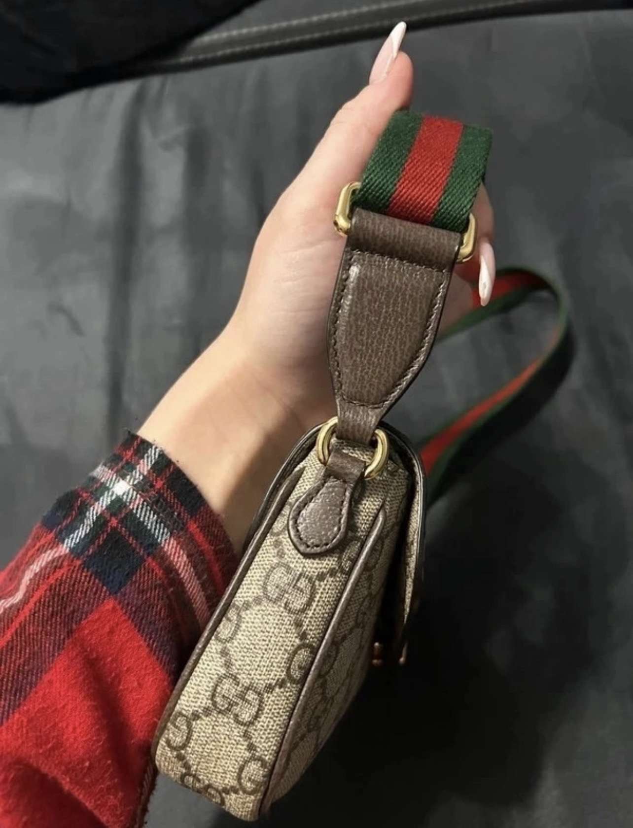 Ophidia pochette