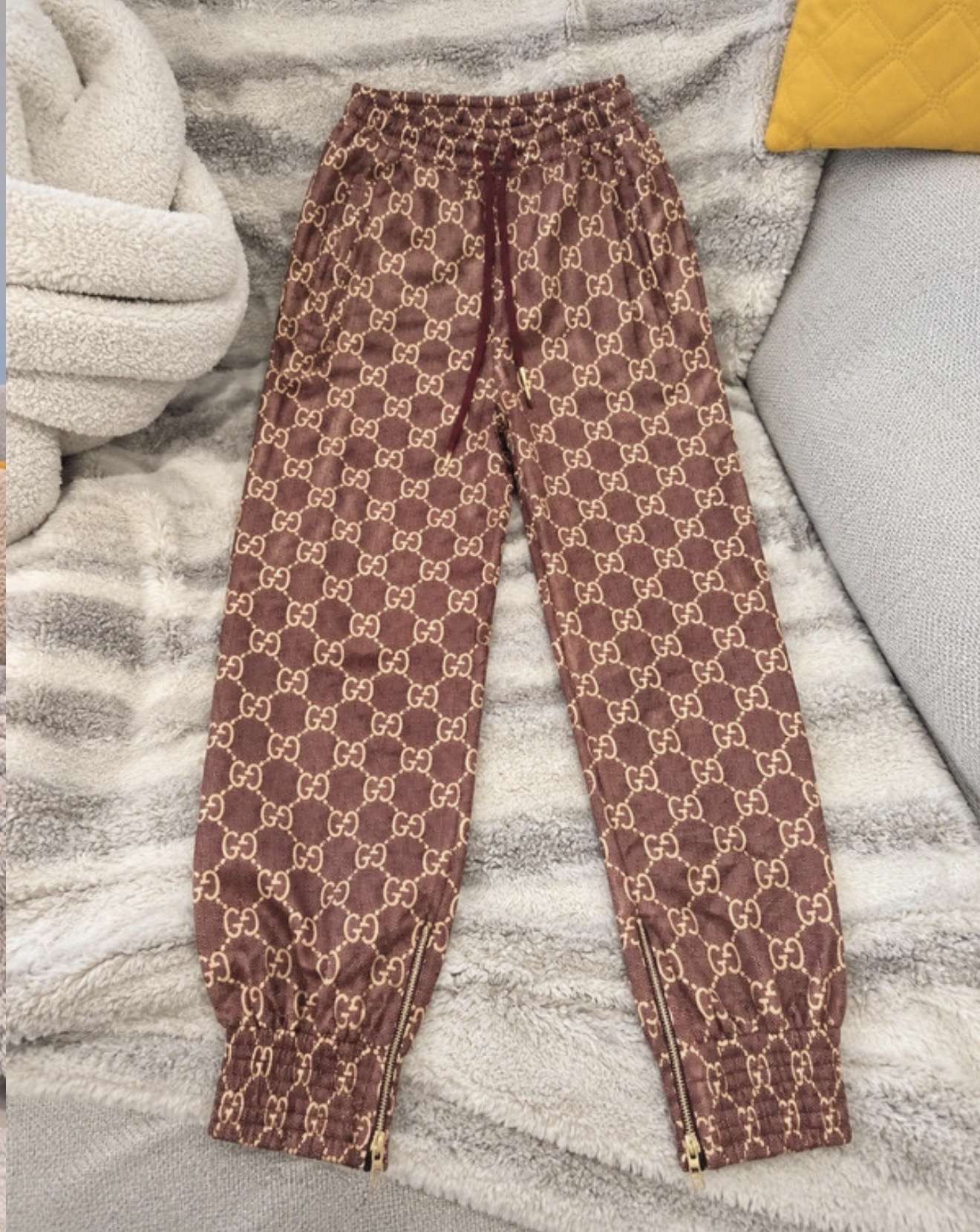 Gucci tepláky