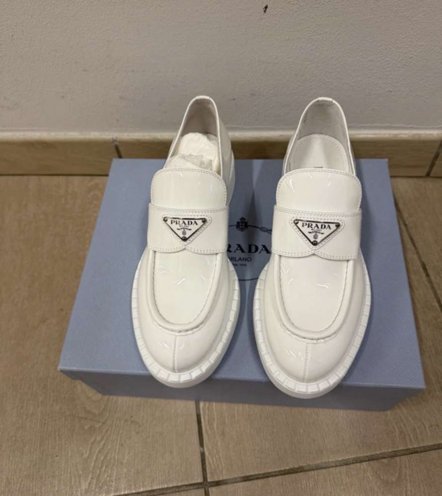 Prada mokasiny