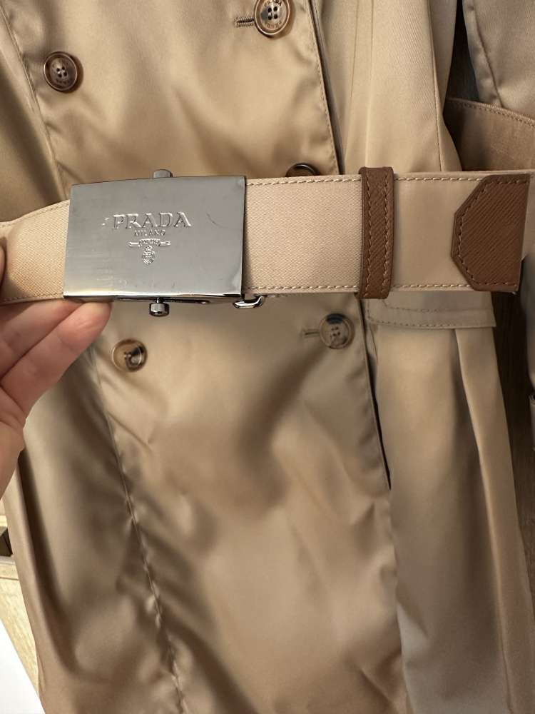 PRADA trenchcoat