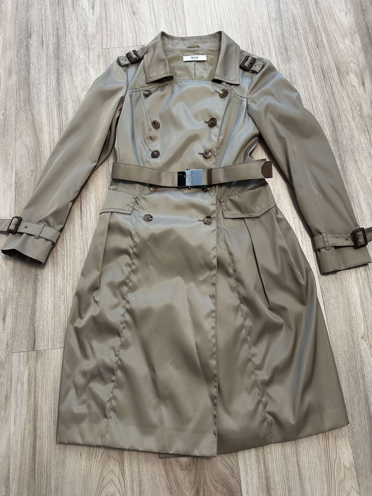 PRADA trenchcoat