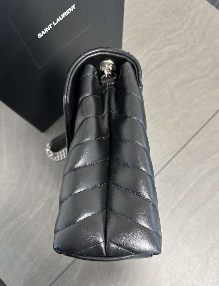 YSL Loulou Medium kabelka