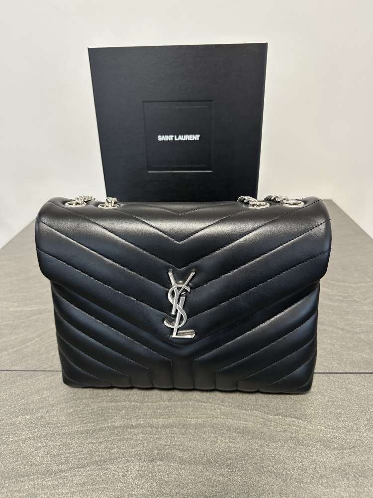 YSL Loulou Medium kabelka