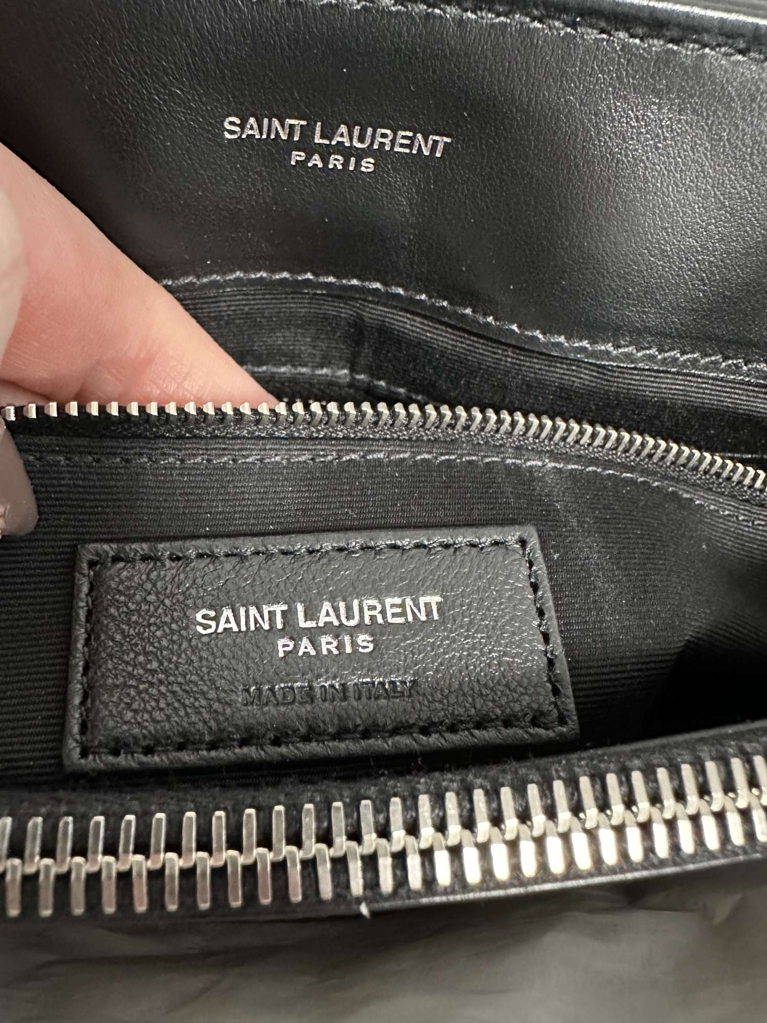 YSL Loulou Medium kabelka