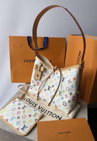 https://vipluxury.sk/LOUIS VUITTON x Murakami Caryall limit kabelka taška