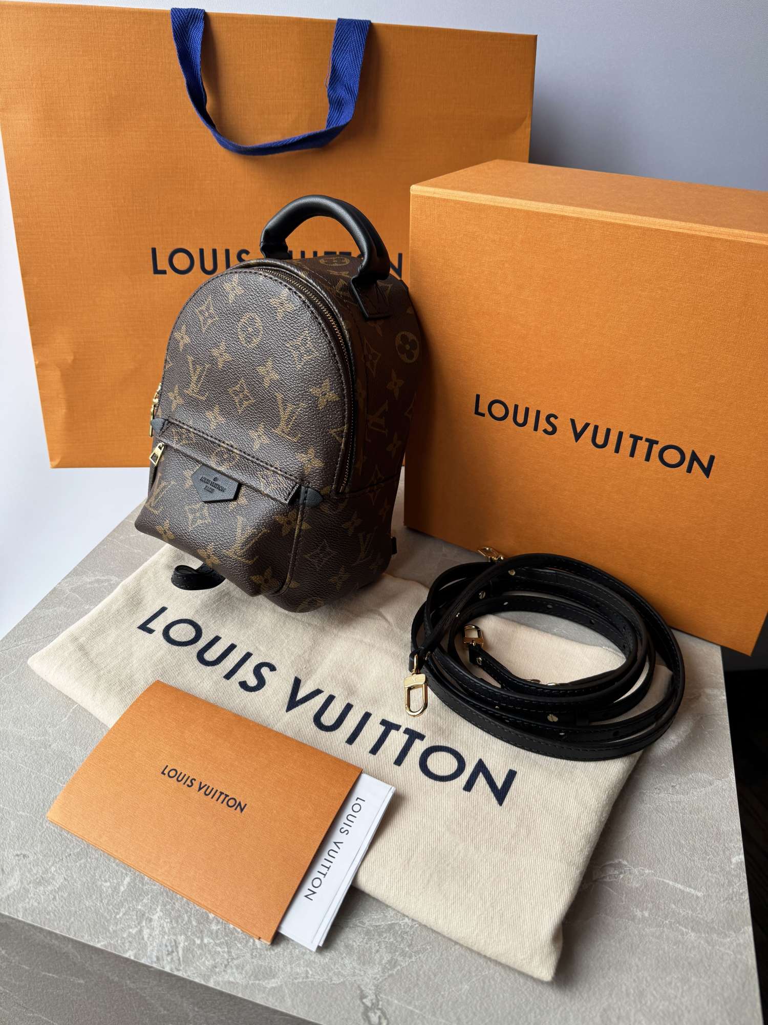 LOUIS VUITTON Onthego PM čierna kabelka taška FULL SET