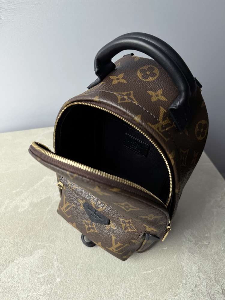 LOUIS VUITTON Onthego PM čierna kabelka taška FULL SET