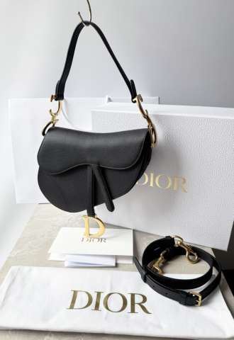 https://vipluxury.sk/DIOR Medium Saddle Bag čierna kabelka taška komplet balenie