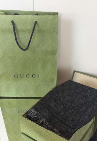 https://vipluxury.sk/Šál Gucci