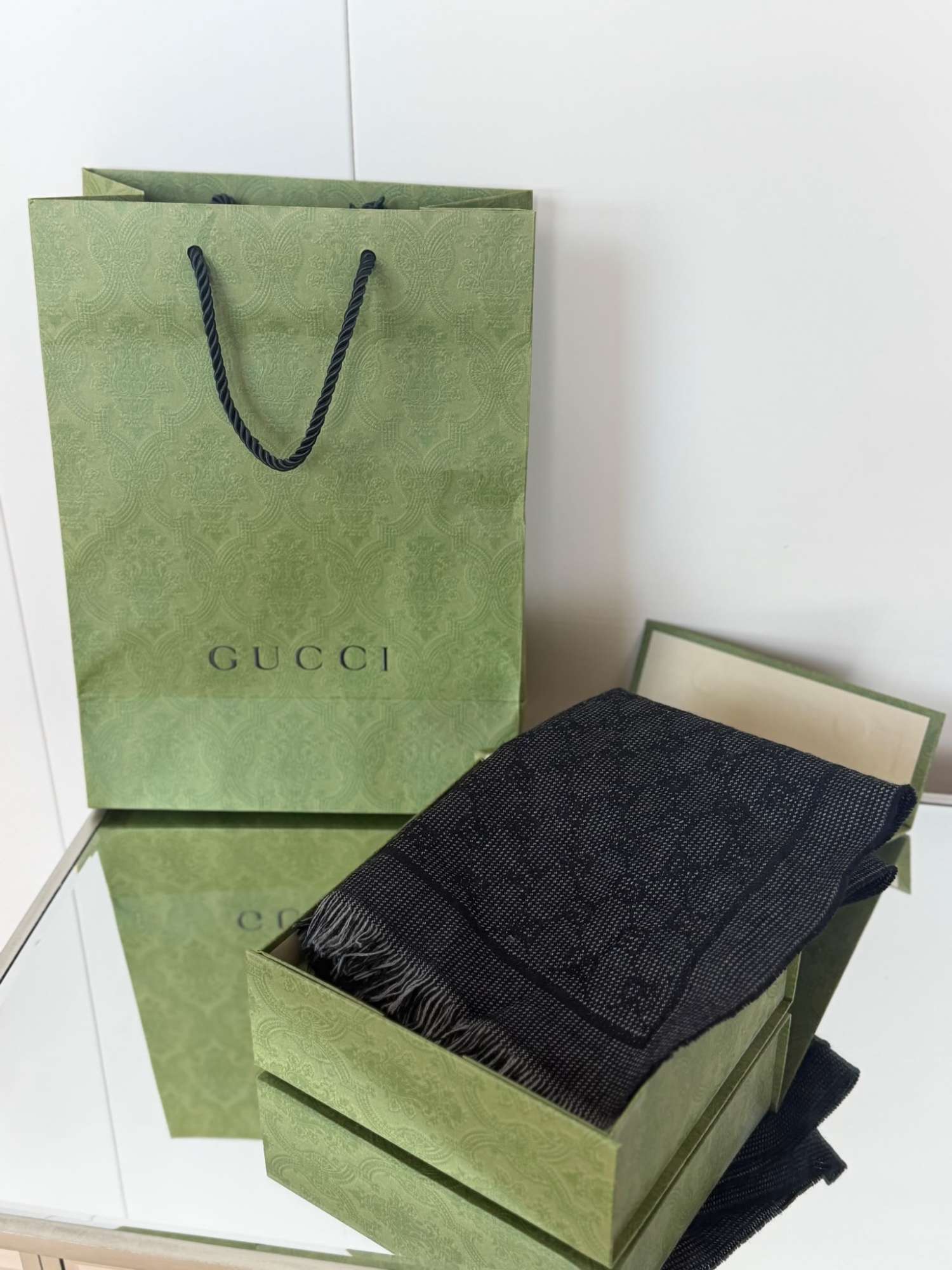 Šál Gucci