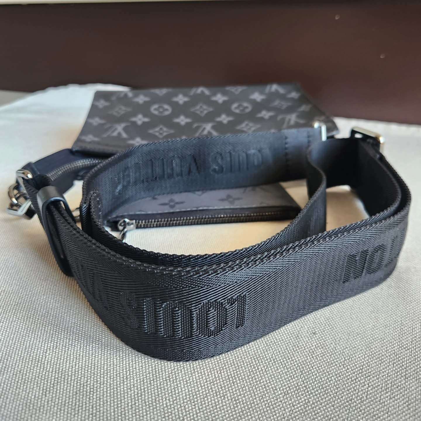 Louis Vuitton Gaston