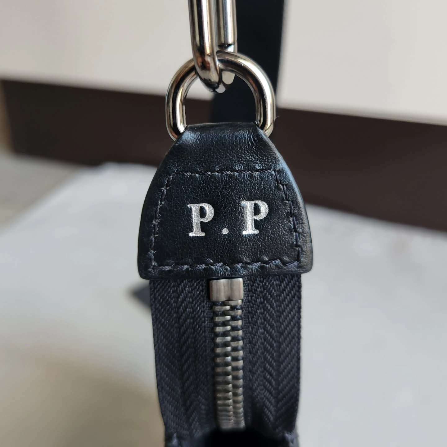 Louis Vuitton Gaston