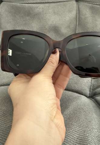 https://vipluxury.sk/Slnečné okuliare YSL
