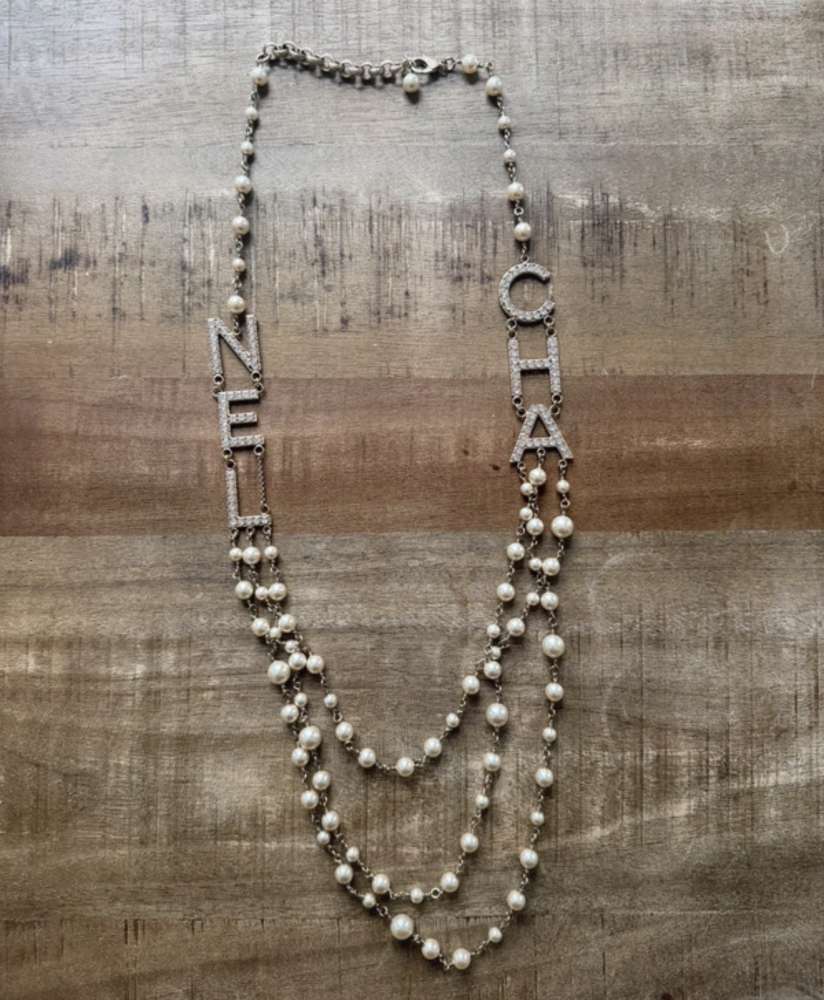 Chanel perly