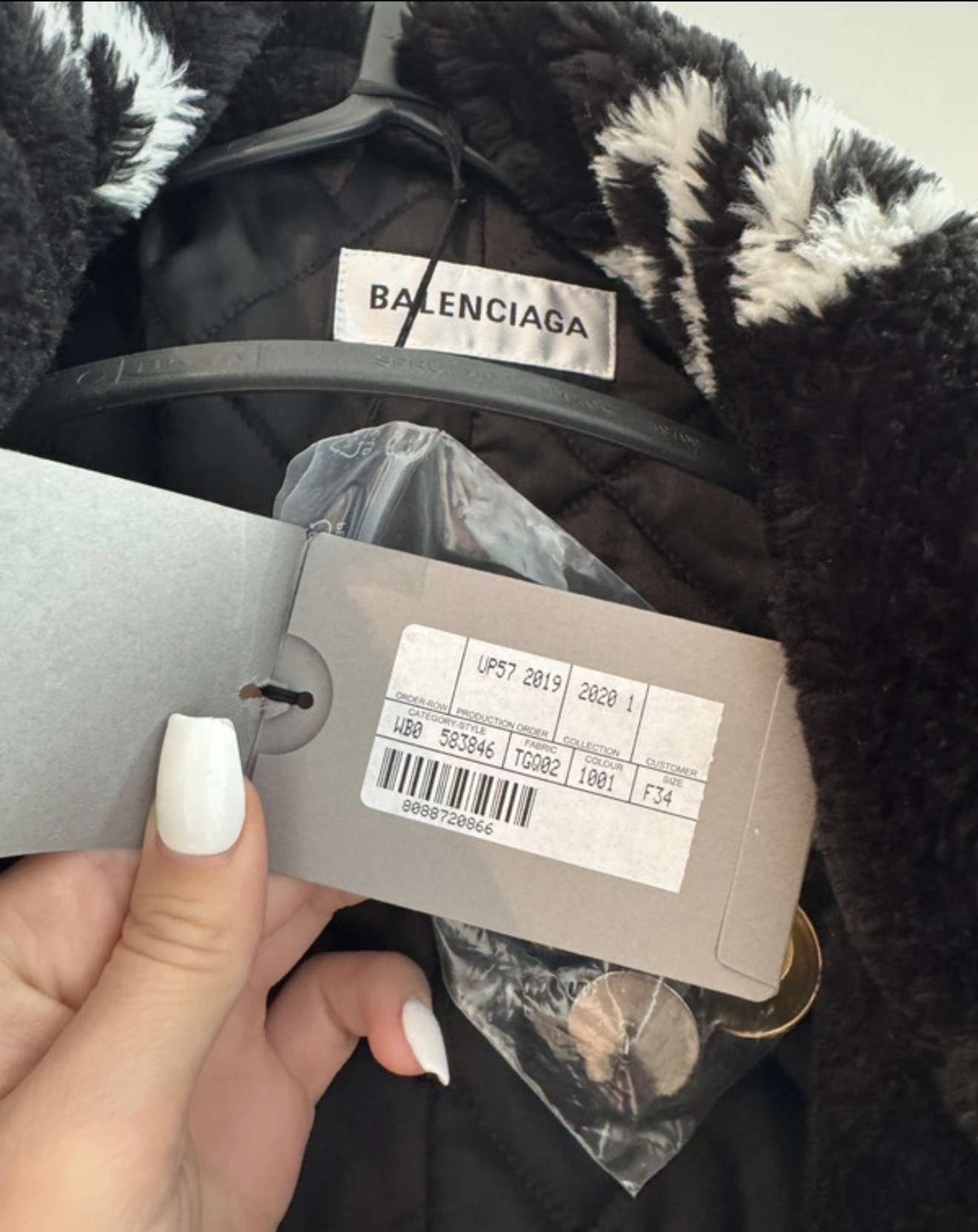Balenciaga kabát