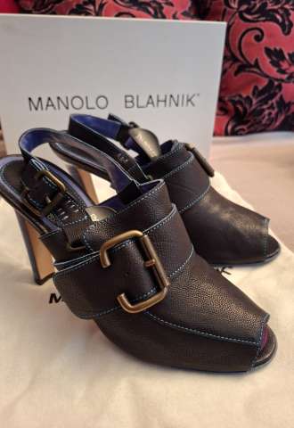 https://vipluxury.sk/Manolo Blahnik 38,5 (ako 37)