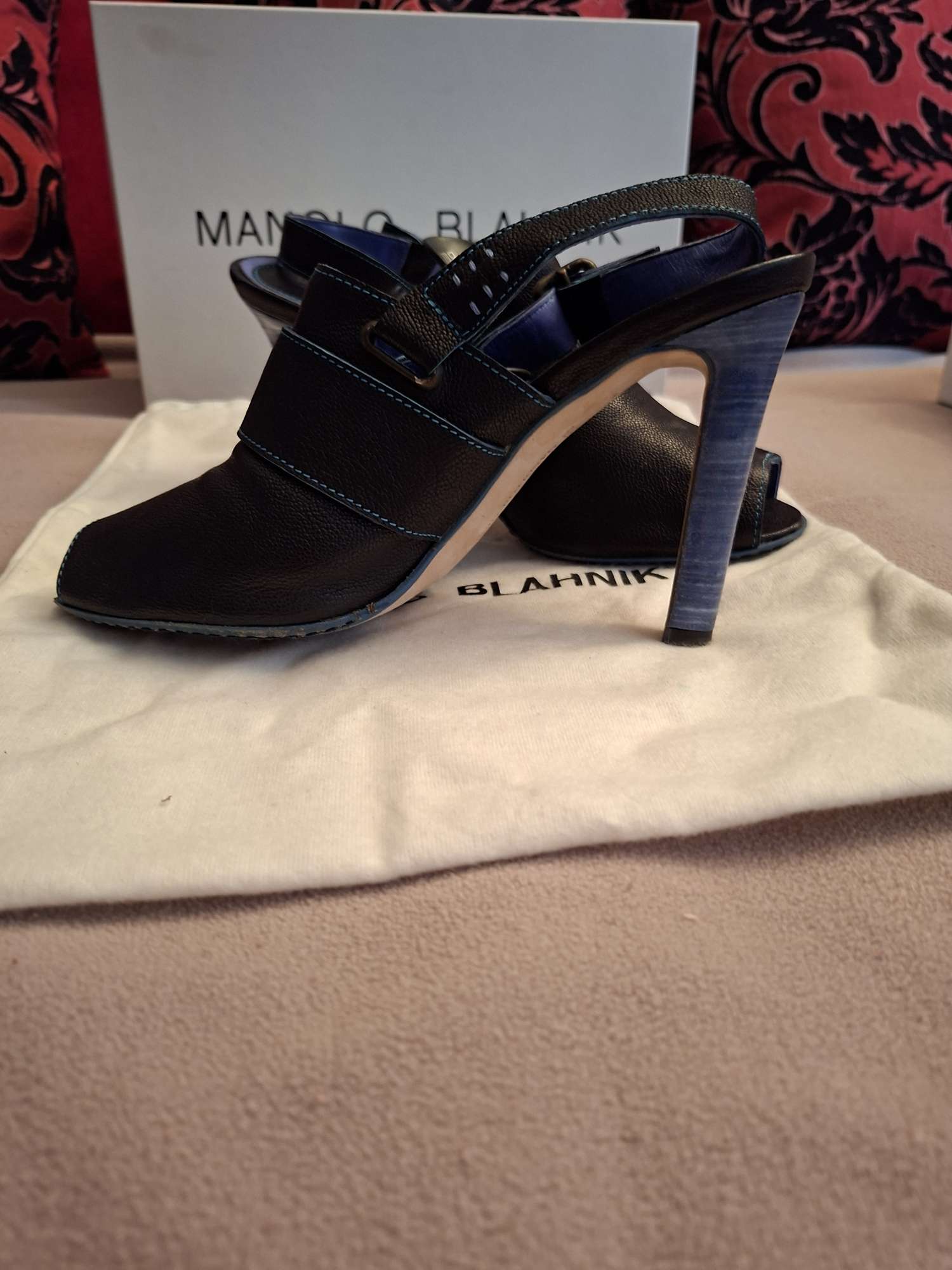 Manolo Blahnik 38,5 (ako 37)