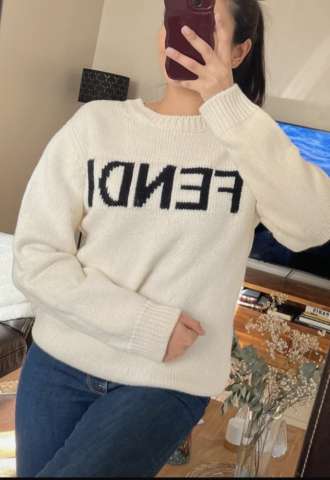 https://vipluxury.sk/Fendi svetrik