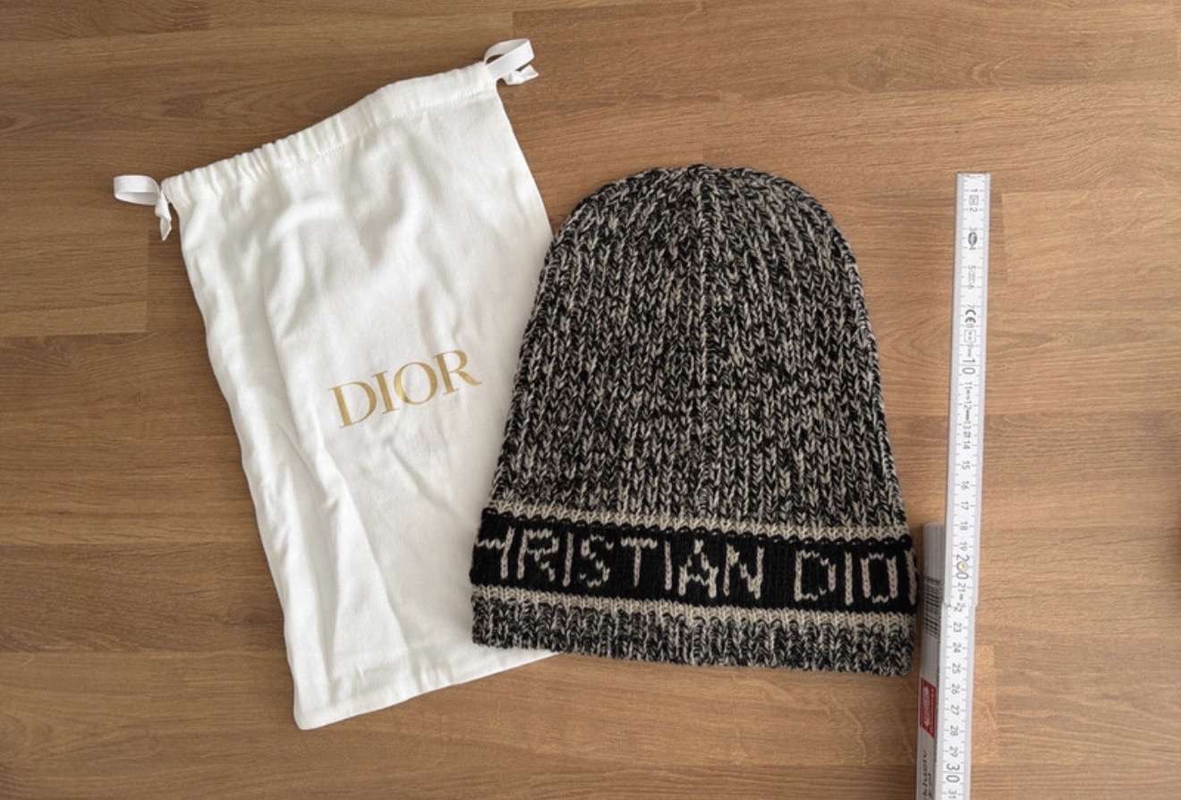 Dior čiapka