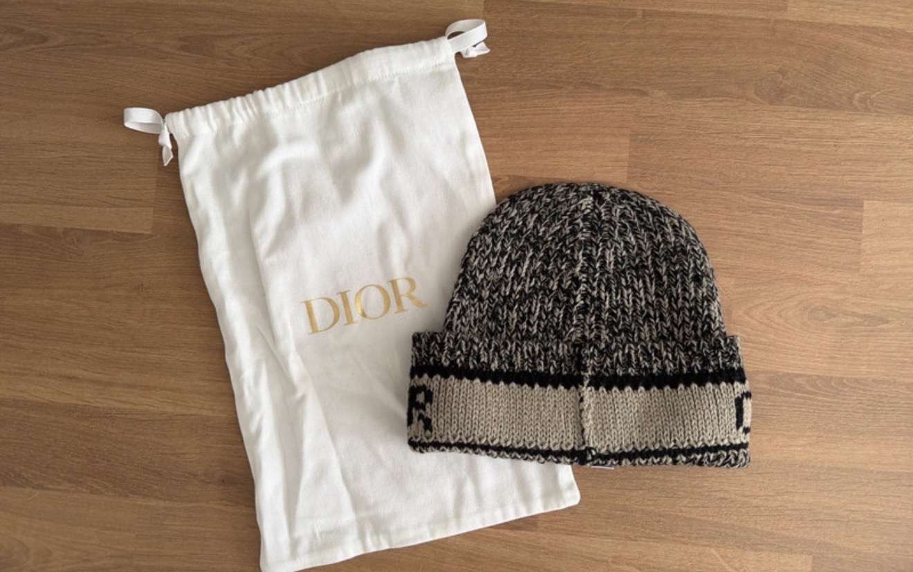 Dior čiapka