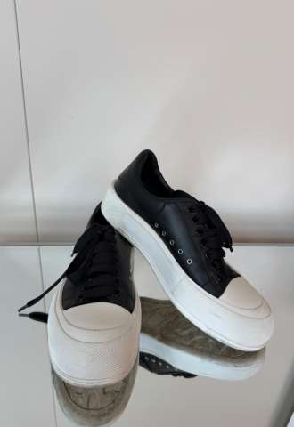 https://vipluxury.sk/Alexander McQueen tenisky