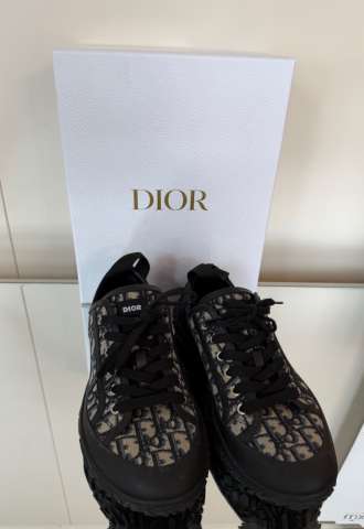 https://vipluxury.sk/Dior tenisky