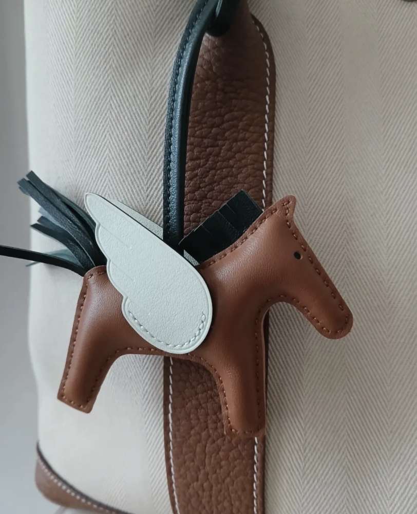 Hermes rodeo PM