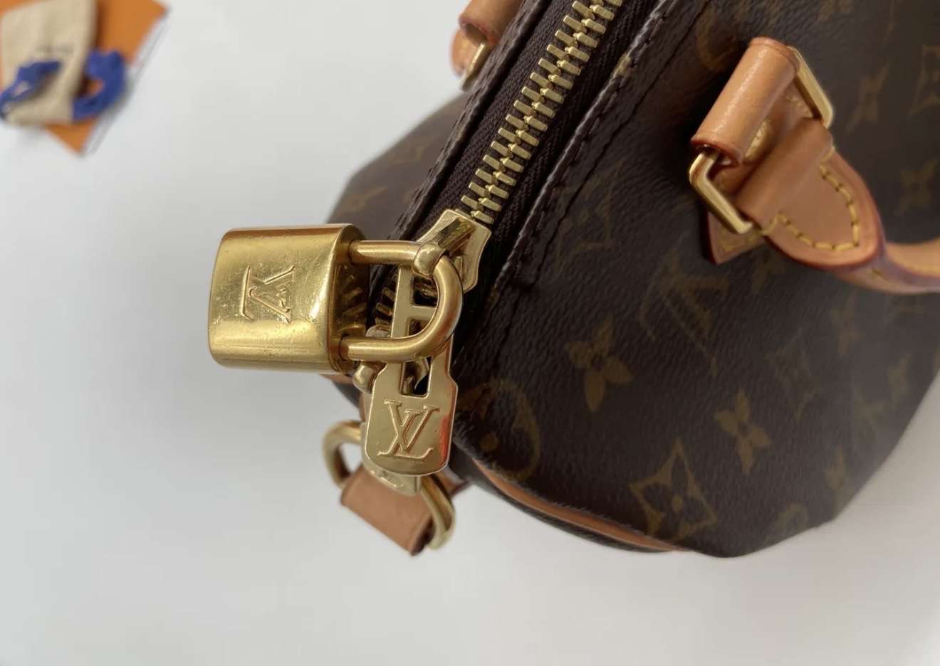 Louis Vuitton speedy 25